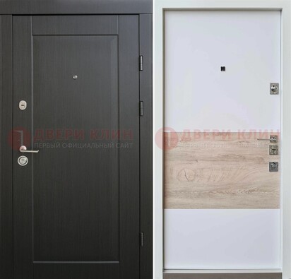 Черная металлическая дверь с белой МДФ внутри ДМ-230 в Ярославле