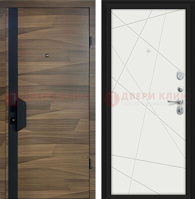 Стальная коричневая дверь МДФ c черной вставкой ДМ-267 в Ярославле