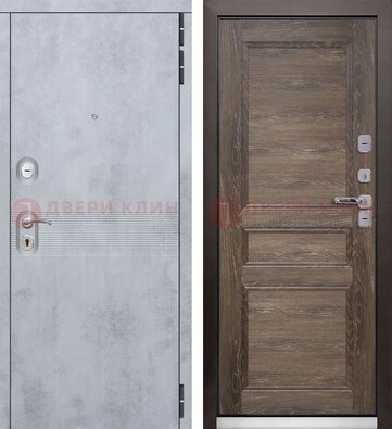 Серая металлическая дверь с МДФ коричневого цвета ДМ-304 в Ногинске