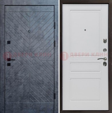 Серая металлическая дверь с декоративной МДФ ДМ-439 в Саранске