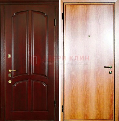 Темная железная дверь с массивом дуба ДМД-13 в Ярославле