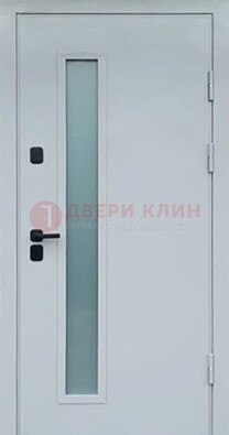Светлая железная дверь с порошковым напылением ДП-303 в Ярославле