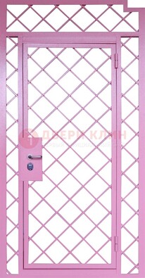 Розовая металлическая решетчатая дверь ДР-15 в Ярославле
