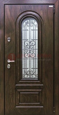 Темная филенчатая железная дверь со стеклом и ковкой ДСК-102 в Ярославле