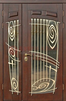 Коричневая железная дверь с большим стеклом и ковкой ДСК-203 в Ярославле