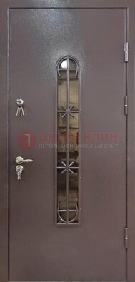 Металлическая дверь Порошок с небольшим стеклом и ковкой ДСК-282 в Ярославле