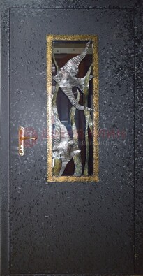 Металлическая дверь со стеклом и ковкой ДСК-82 для крыльца в Ярославле