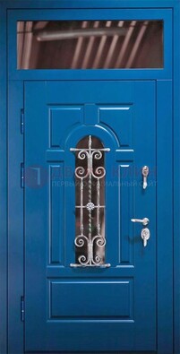 Синяя железная филенчатая дверь со стеклом и ковкой ДСК-97 в Ярославле