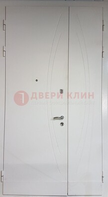 Белая тамбурная дверь ДТМ-31 в Ярославле