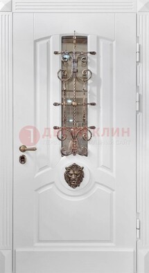 Белая металлическая дверь с виноритом и стеклом с ковкой ДВТ-165 в Ярославле