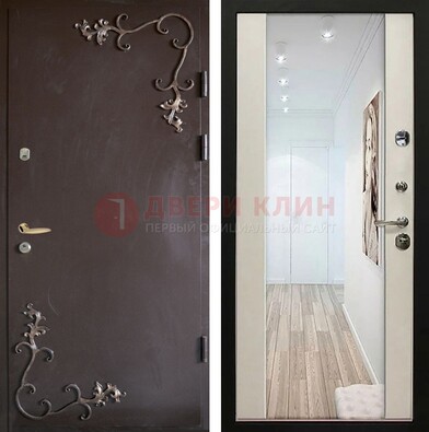 Железная дверь с порошковым напылением Темное серебро cо светлой МДФ с зеркалом ДЗ-109 в Серпухове