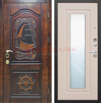 Темная дверь с резьбой и зеркалом внутри ДЗ-49 в Ярославле