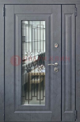 Серая стальная дверь Винорит со стеклом и ковкой ПЛ-29 в Ярославле