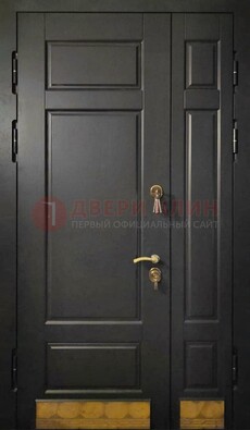 Черная полуторная железная дверь для частного дома ПЛ-2 в Ярославле
