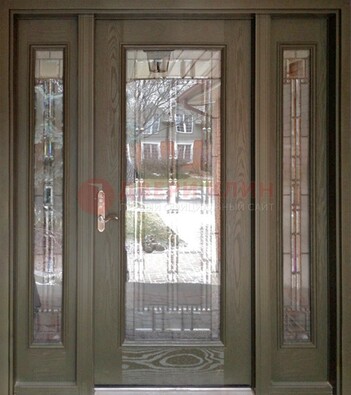 Коричневая стальная дверь с массивом дуба с витражом ВЖ-16 в Ярославле